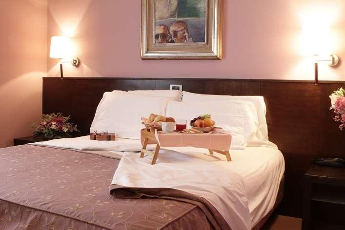 Hotel City Piacenza Camera foto